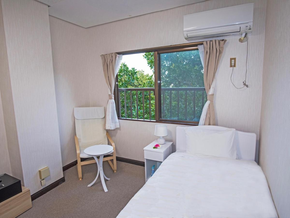 Hotel Hoshitate Iriomotejima Urauchi Екстер'єр фото